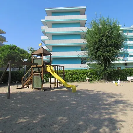 Relax With Your Family By The Pool - Beahost Apartment Bibione